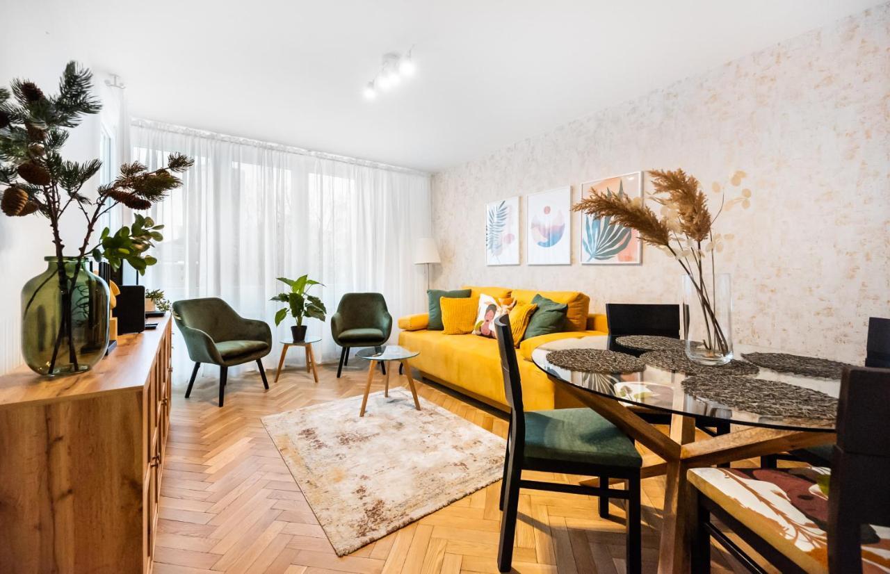 Metro Swietokrzyska Boho Aesthetic Apartment 바르샤바 외부 사진