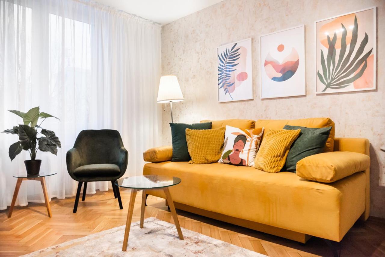 Metro Swietokrzyska Boho Aesthetic Apartment 바르샤바 외부 사진