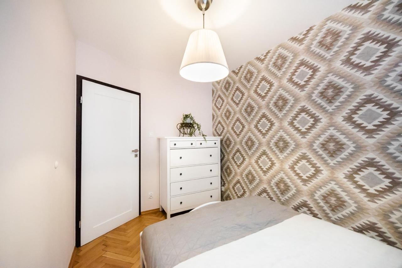 Metro Swietokrzyska Boho Aesthetic Apartment 바르샤바 외부 사진